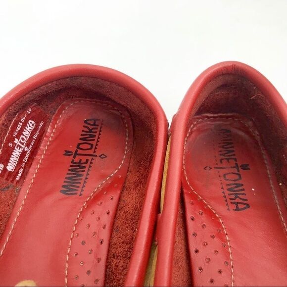 Minnetonka Red  Leather Moccasins/loafers Size 5 - Picture 8 of 16